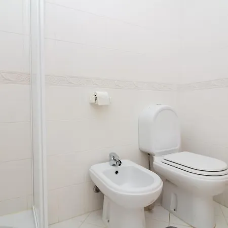 شقة Oura Sunrise Iii - Sea View & Oura & Location